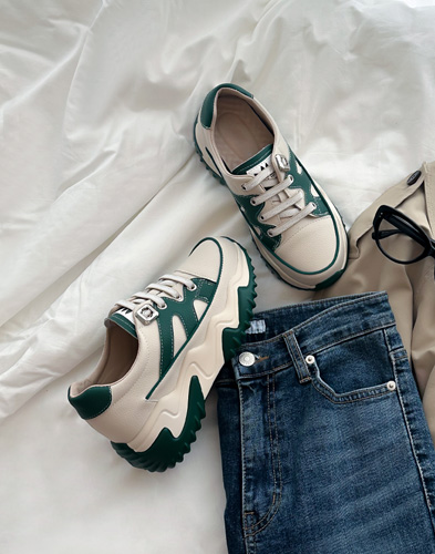 부드럽고 탄력 있는 트레이닝화 편안하면서 스타일리시 (상품번호: SN-4802)