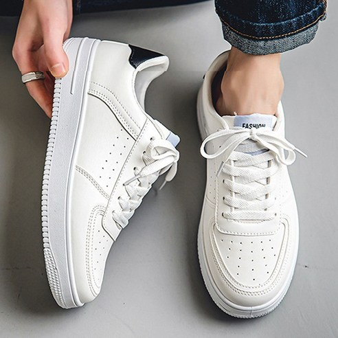 스타일리시하고 편안한 스니커즈 NH001